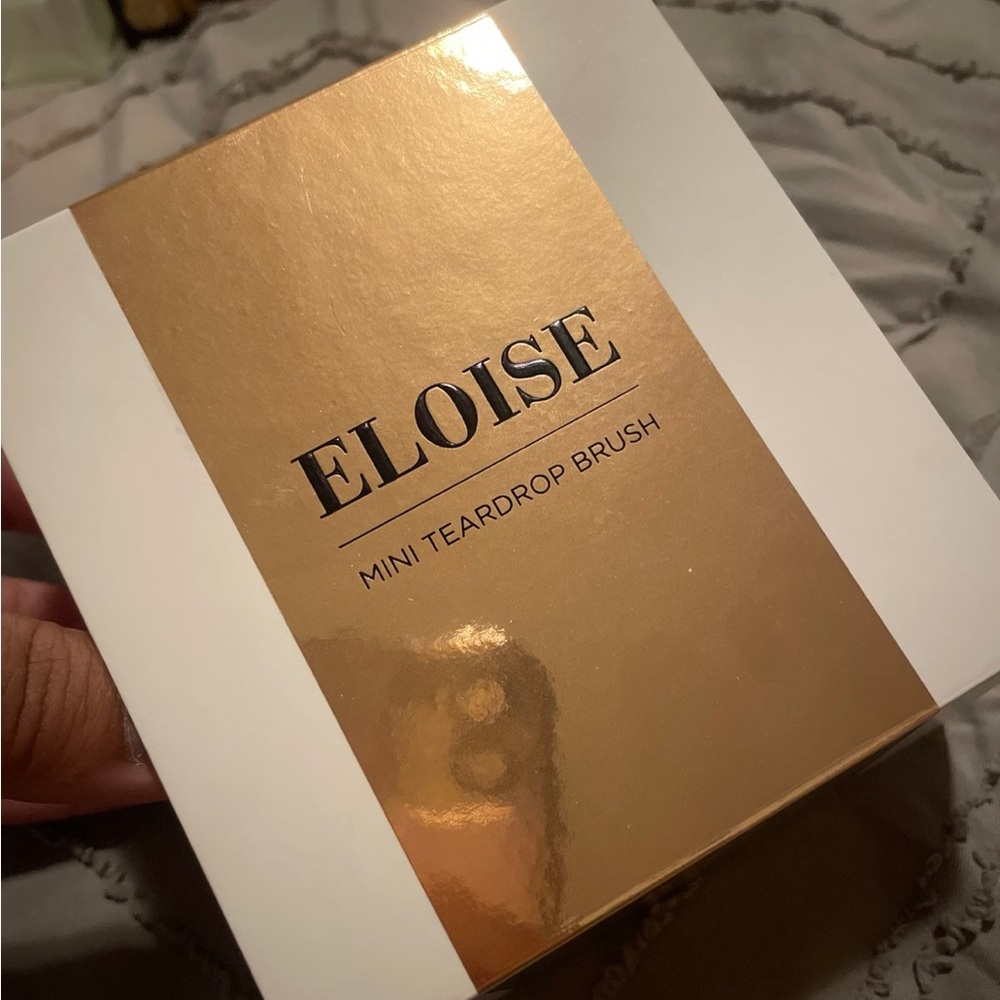 Eloise Gold and White Makeup Brush Set